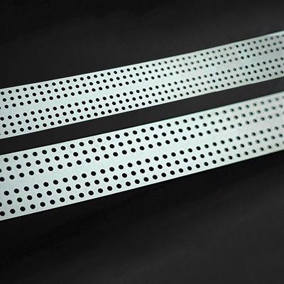 Хорошая цена. Etched SS Filter Mesh By Reel To Reel Photochemical Etching With Tight Tolerances онлайн