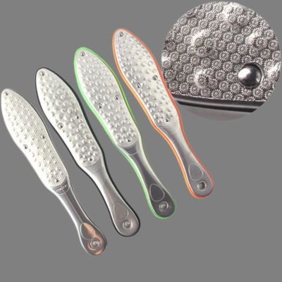 Хорошая цена. Инструмент для удаления мозолей, отшелушиватель для ног, металлические пилки для ног для удаления омертвевшей кожи и скребок для ног онлайн