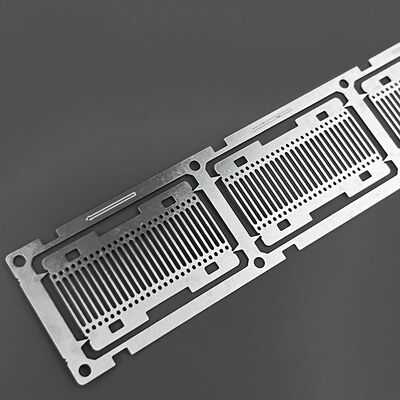 Хорошая цена. Photo Chemical Etching Process For Custom Stainless Steel 304 Replacement Blades For Shaving Razor онлайн